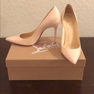 Christian Louboutin Décolleté Size 37.5